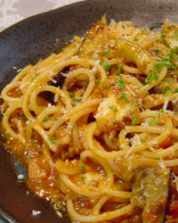 Mozzarella Cheese Spaghetti with Meat Sauce