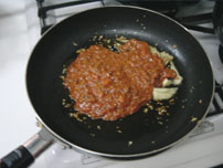 Mozzarella Cheese Spaghetti with Meat Sauce