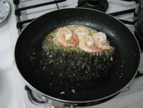 Shrimp and Spinach Spaghetti with Genovese Sauce
