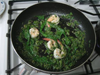Shrimp and Spinach Spaghetti with Genovese Sauce